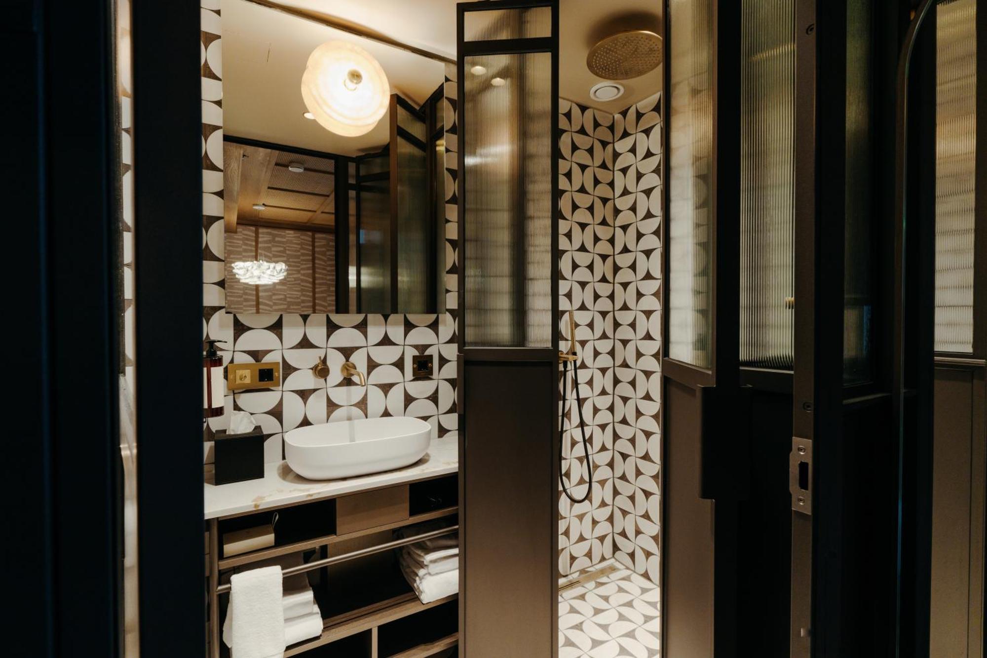 The Diamond Amsterdam Hotel ภายนอก รูปภาพ